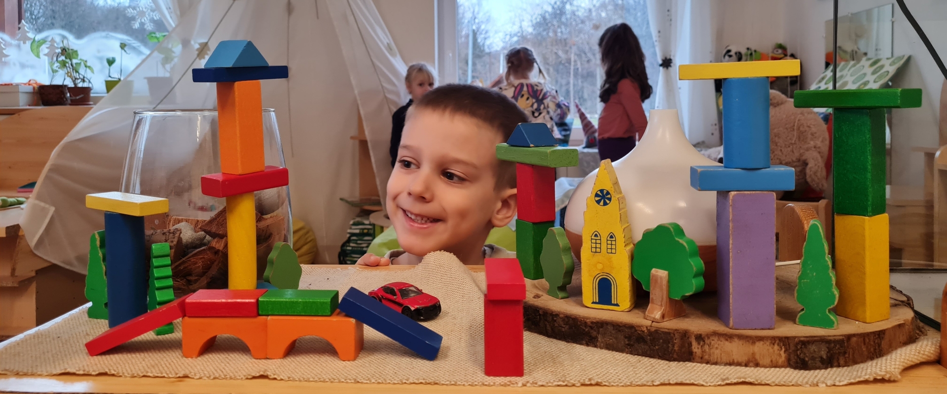 Slide: Játékos mindennapok